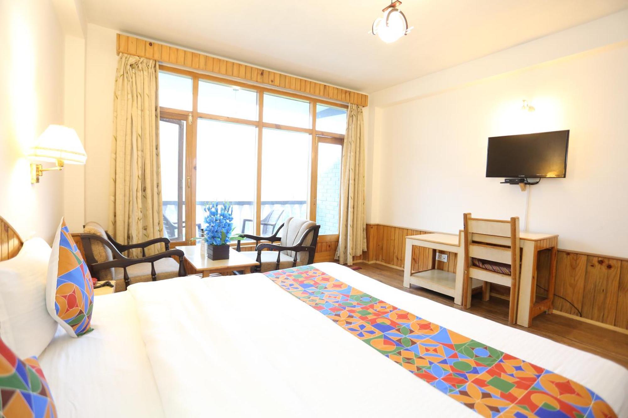 Hotel Surbhi Vashist Екстер'єр фото