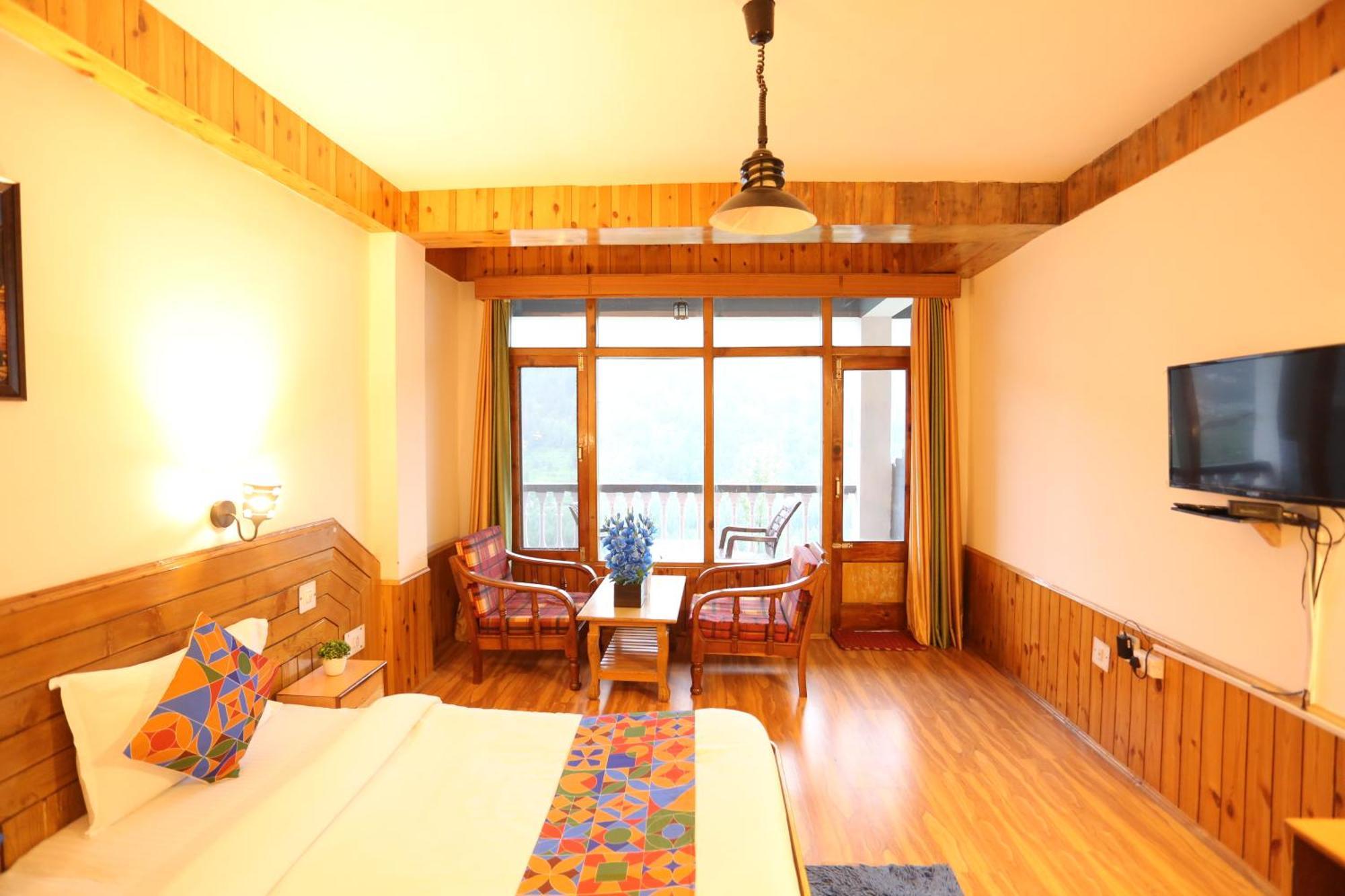 Hotel Surbhi Vashist Екстер'єр фото