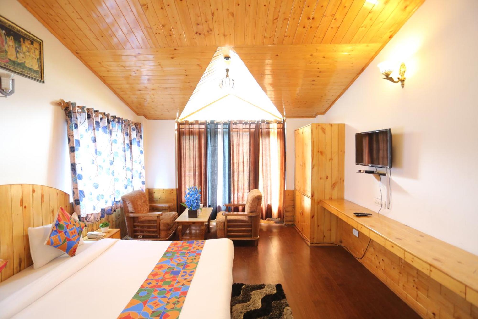 Hotel Surbhi Vashist Екстер'єр фото